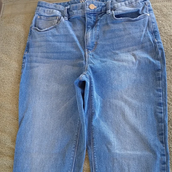 WHBM Slim Jeans Women Size 4 Medium Wash high rise - Picture 3 of 12